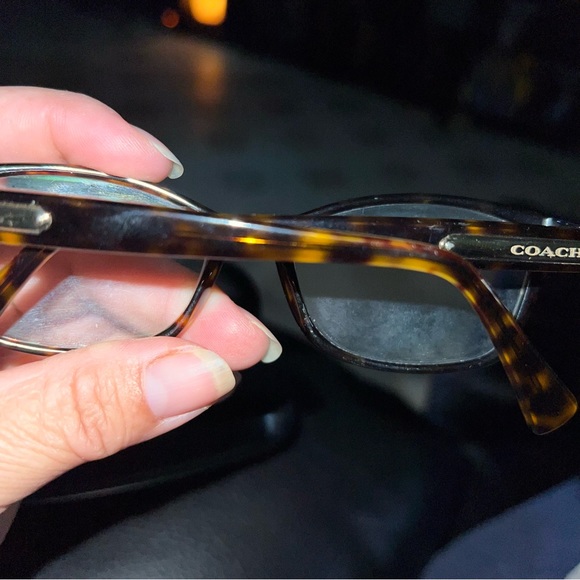 Coach prescription glasses in used condition - Picture 4 of 4